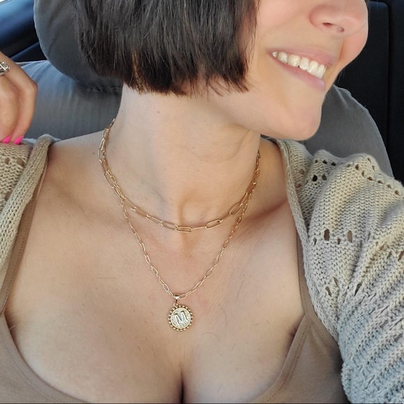 A-Z initial necklaces (GOLD) - Picture 9 of 10